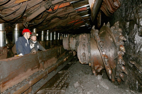 04 打造高质量、高标准综采面